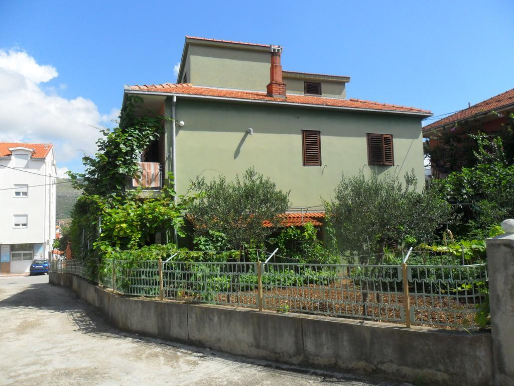 Apartmani Yucca Trogir Buitenkant foto